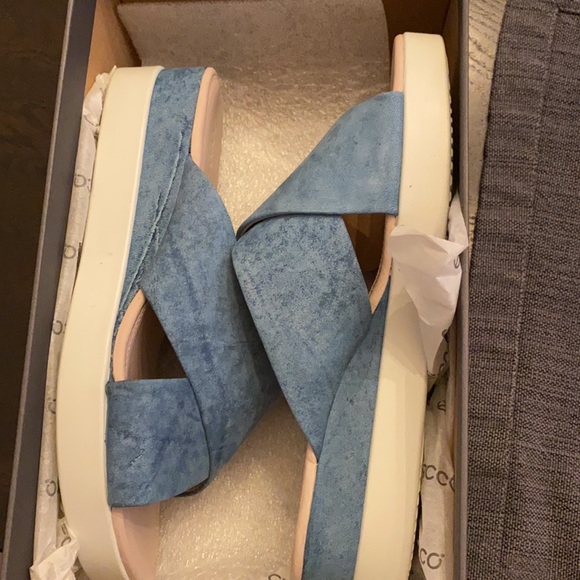 Brand new Ecco  Touch Sandal Plateu - Picture 4 of 7